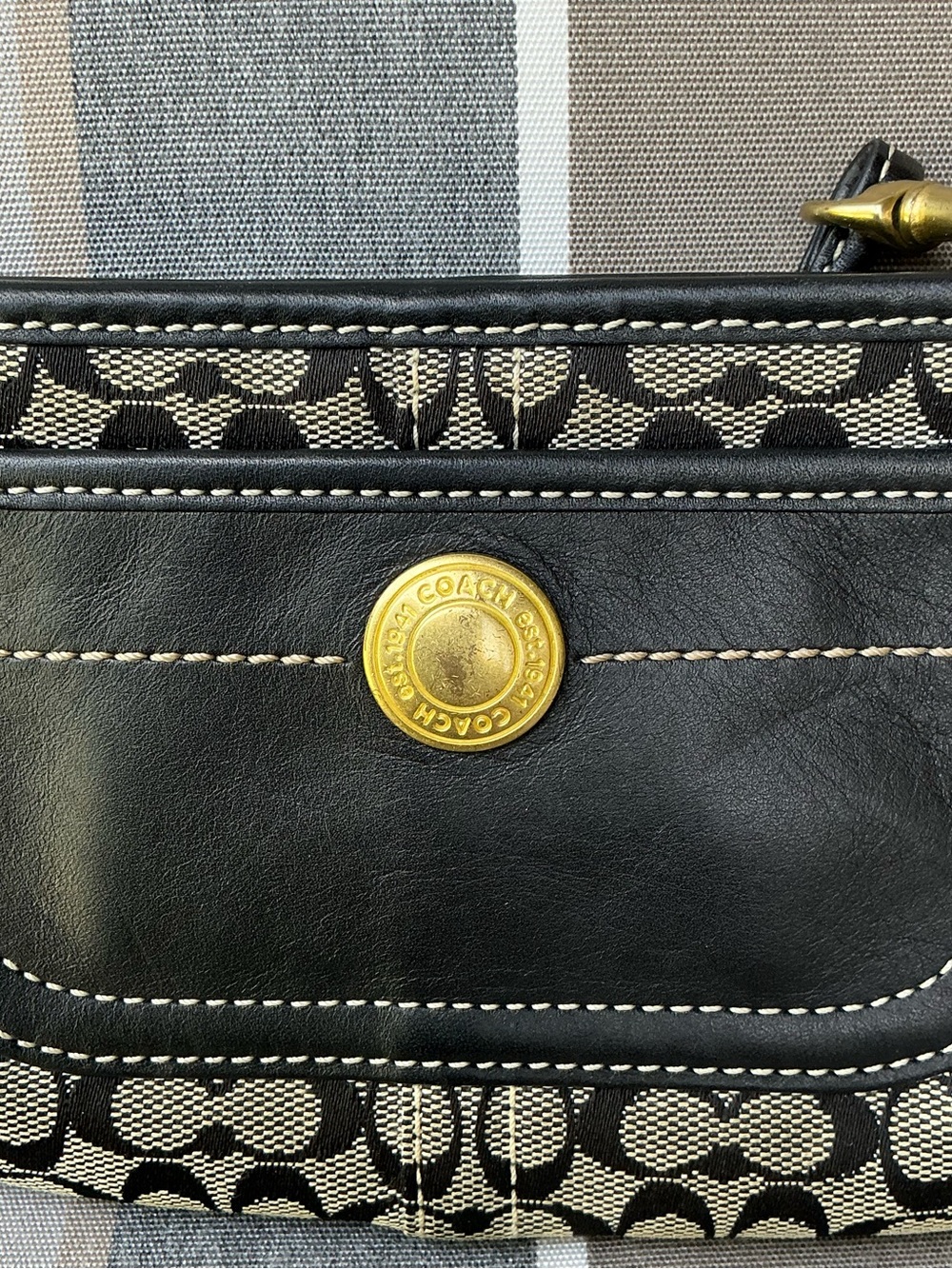 Coach Vintage Black and Gray/Brown Signature Canvas Mini Wristlet - Picture 4 of 9
